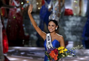 ミス・ユニバース選びでミス…2位を優勝と発表 2015年12月21日 23時01分