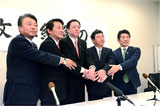 村岡氏、新党・改革結集の会代表に 維新離党の衆院議員5人で結成
