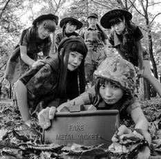 BiSH、新アルバム「FAKE METAL JACKET」全貌公開