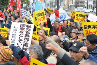 高浜原発再稼働へ…福井地裁、差し止め取り消し 2015年12月24日 23時10分
