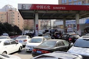 急拡大するアジアのガソリン需要、米国産原油の受け皿に