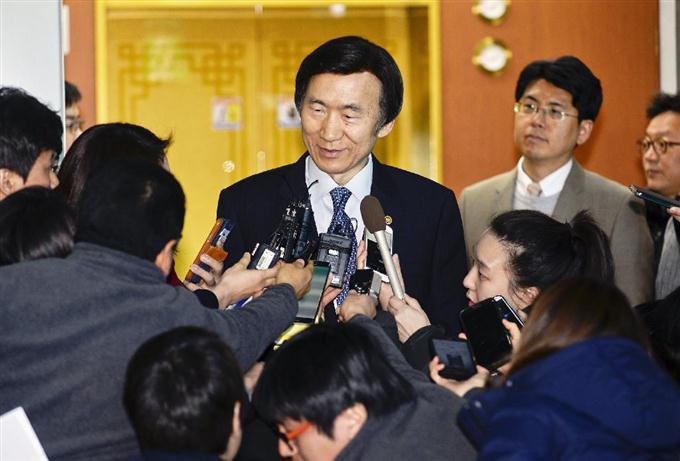 岸田外相訪韓 28日午後に日韓外相会談、共同会見も予定