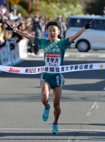 山梨学院大、健闘の４位＝箱根駅伝