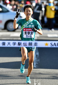 青学大、独走で２連覇＝３９年ぶりの全区間首位－箱根駅伝