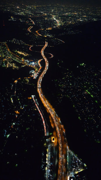 Uターンラッシュ:始まる…各地の高速渋滞