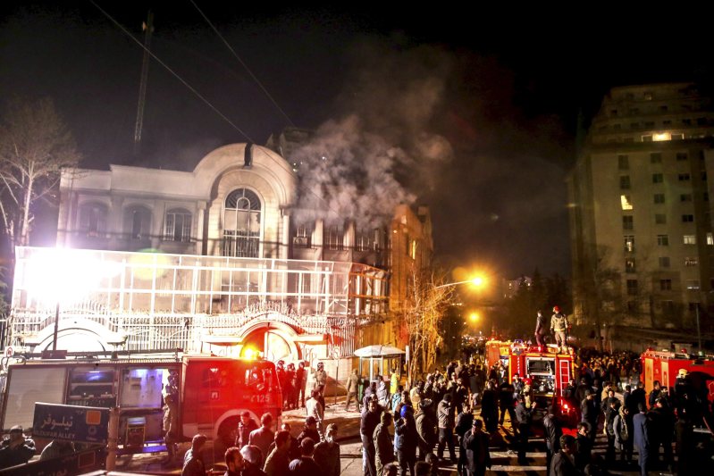 シーア派指導者処刑 「テロ関与」 イラン反発、大使館放火
