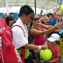 錦織シングルス初戦へ調整 ブリスベンにファン殺到