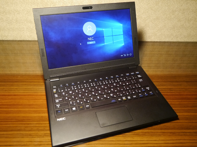 本体は500g以下--NECのデタッチャブルノートPCに見る軽さの重要性