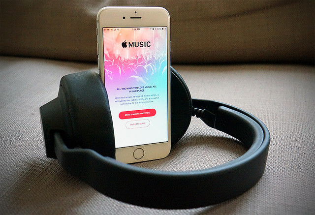 iPhone 7はイヤホンジャック廃止確定でLightningで高音質に