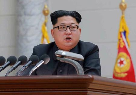 金正恩第1書記、核で「民族守る」 米核爆撃機出動