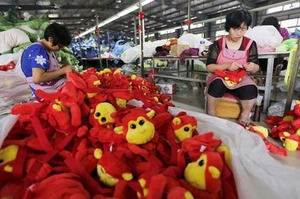 焦点:中国製おもちゃ調達もドル建て、人民元取引の実態