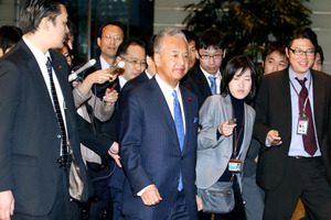 甘利氏事務所に建設会社から1200万円 週刊文春報道