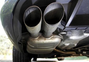 欧州でも米並みの金銭補償を、排ガス不正で独VWへの圧力強まる