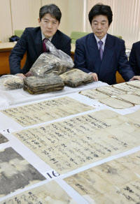 書状３３通 「信長の時代のように甘くない」 重臣に指示や叱責