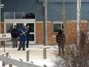 カナダ中西部の学校で銃撃、4人死亡…男を拘束 2016年01月23日 12時30分