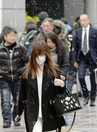 【猛烈寒波】西日本大雪 25日にかけ近畿60センチ、中国70センチの予想も