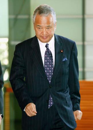 甘利氏は調査、説明を=安倍首相「任命責任ある」—衆院代表質問