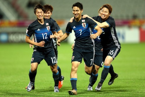 手倉森J、イラクを2-1で制し五輪出場決定 原川が決勝弾