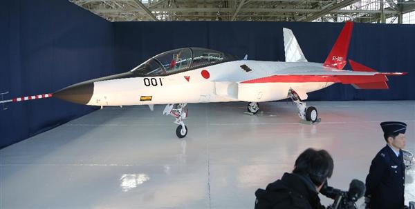 防衛装備庁、国産ステルス機公開
