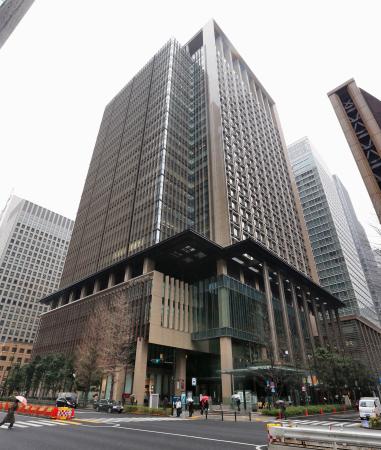 鴻海、シャープ支援で新提案＝劣勢挽回へ３０日トップ交渉—革新機構も直接説明へ