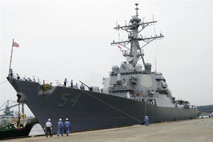 南シナ海に米駆逐艦再派遣 領有権争いの島１２カイリ内