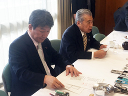 自民、大地との協力確認 道5区補選・参院選で