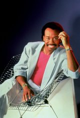EW&Fのモーリス・ホワイトさん死去 74歳