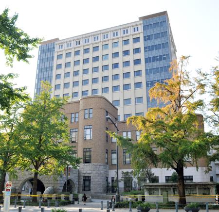 中1殺害、少年に懲役9~13年の不定期刑判決 2016年02月10日 15時51分
