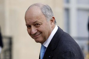仏ファビウス外相、内閣改造で退任へ
