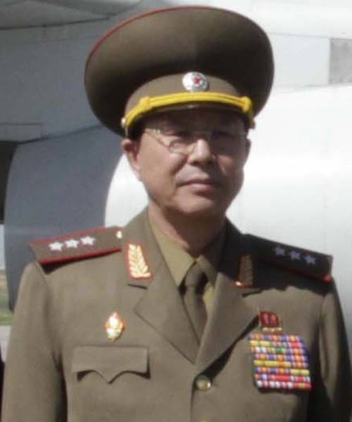 北朝鮮軍の総参謀長、「分派活動や汚職」で処刑か