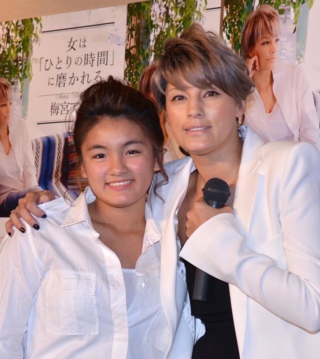 梅宮アンナ、ベッキーに「過剰な報道かわいそう」 一人娘の百々果ちゃんは母親の再婚に反対？