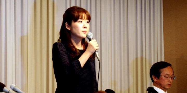 小保方氏を参考人聴取 兵庫県警、ES細胞盗難告発受け