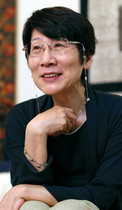 作家の津島佑子さん死去 68歳 太宰治の次女