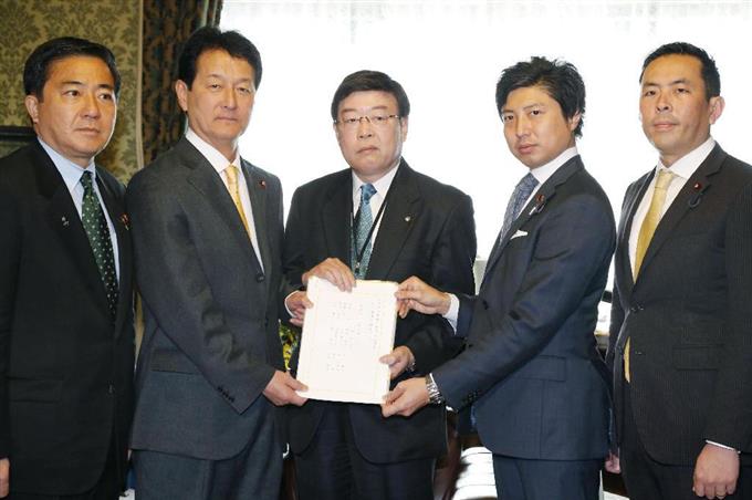 野党5党、安保関連法廃止法案を提出 党首会談で協力確認
