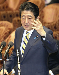 定数減、先送りせず 首相「１５年国勢調査で」