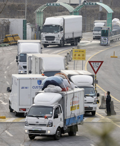 操業中断、韓国企業は悲鳴 補償進まず