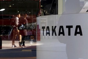 マツダと三菱自、計36万台をリコール タカタ問題受け