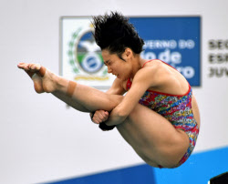 女子高飛び込み、16歳の板橋美波がリオ五輪出場権
