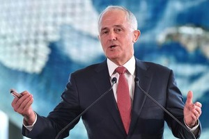 【緊迫・南シナ海】オーストラリアが潜水艦12隻調達 国防白書「台頭する中国」に対抗、今年中に日独仏受注選定
