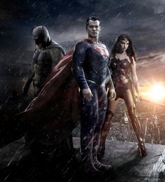 もっとバイオレントに!『バットマン vs スーパーマン』R指定版がリリース