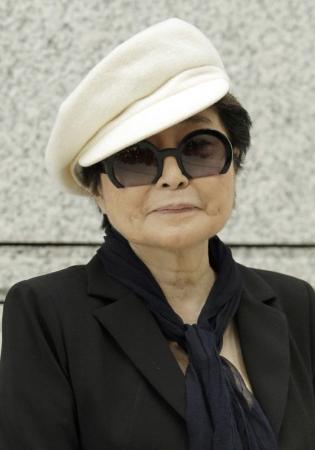 オノ・ヨーコさん退院 「インフルエンザ」と息子