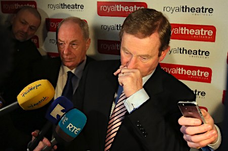 アイルランド総選挙 連立与党、過半数割れ
