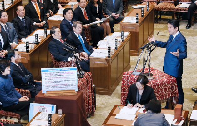 「先送り」攻められる首相=自民孤立、野党揺さぶり-衆院選改革