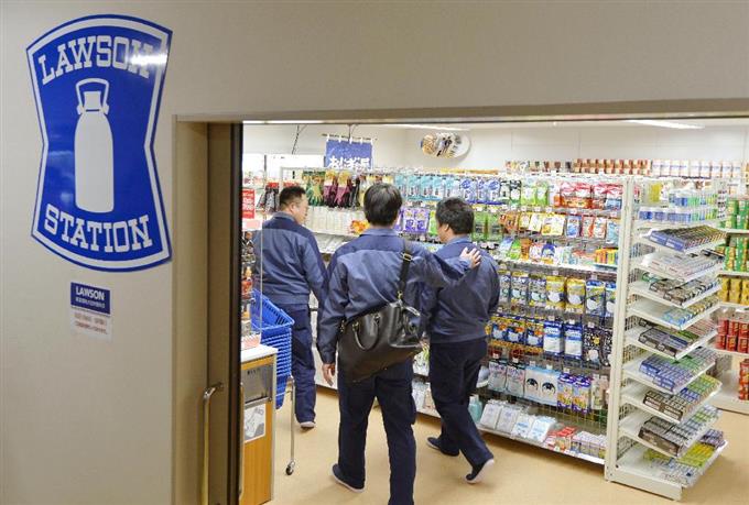 東日本大震災 原発構内にコンビニ開店 1日7千人働く福島第1