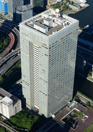東芝、持ち株会社化検討/不正防止へ経営体制見直し