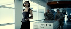 『バットマン vs スーパーマン』に日本人女優TAOが抜てき！怪しい秘書役