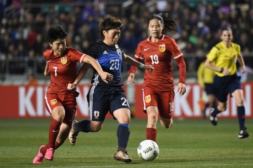 なでしこ五輪出場は絶望的…中国に敗れて初勝利ならず、大儀見&宮間も号泣