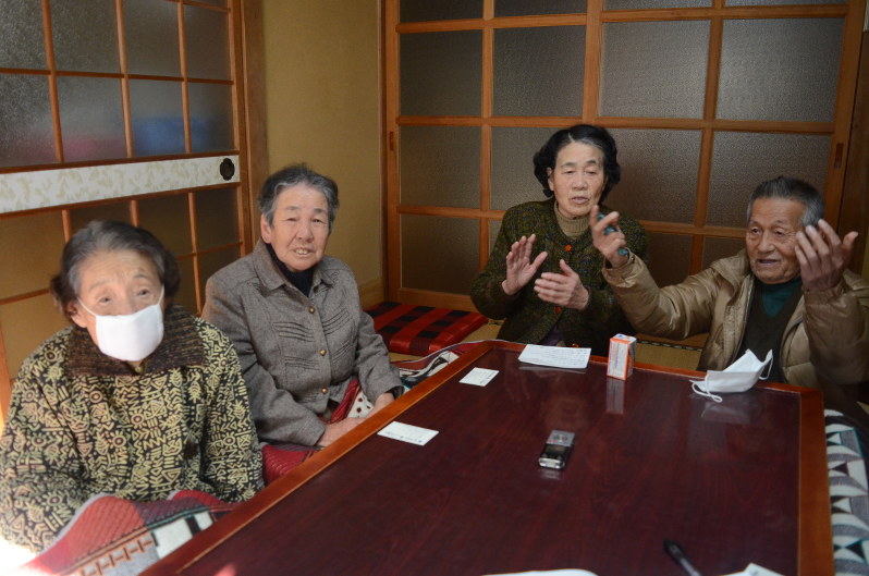 被爆体験者2陣訴訟、旧戸石村の住民 勝訴原告「早く手帳交付を」 /長崎