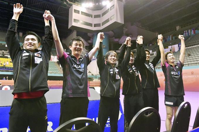 日本、39年ぶりに決勝へ 世界卓球団体男子