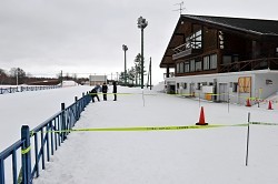 <宮様スキー大会>パレード中に爆発音 彬子さま出席